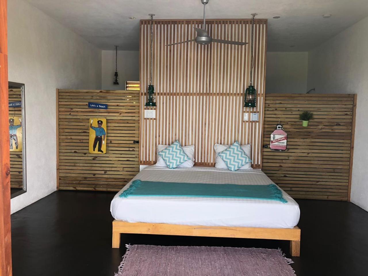 Lashings Boutique Hotel Трежер-Біч Екстер'єр фото